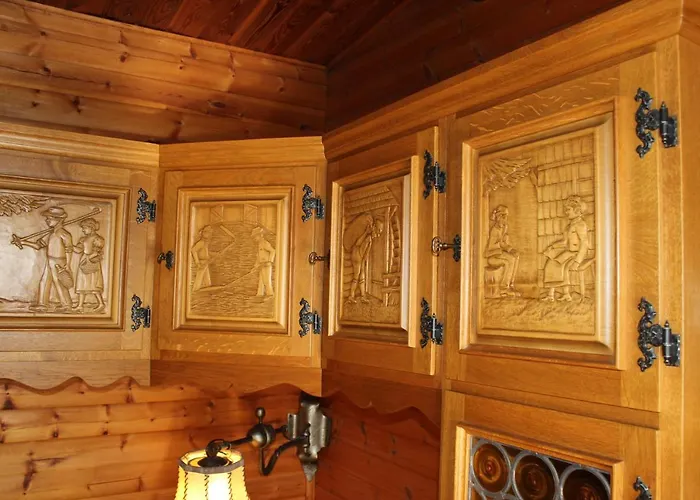 Biberchalet Und Biberbau *